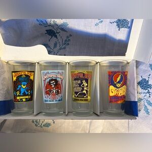 ICUP Grateful Dead Tour Pint Glasses 4 Pack NWOT Collectible Memorabilia